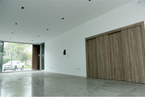Imagen 9 de 14 de Local Comercial En Venta
