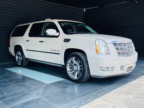 Imagen 3 de 14 de Cadillac Escalade Platinum Esv Año:2013