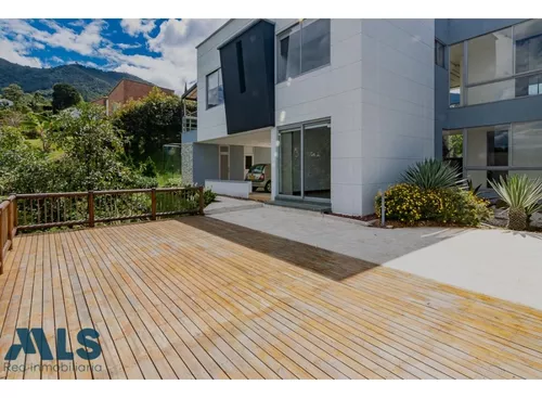 Espectacular Casa Campestre Con Amplios Espacios(mls#251727)