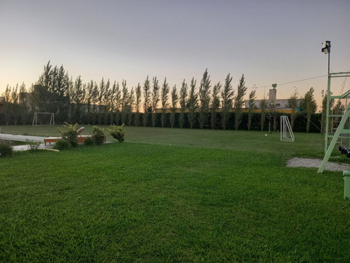 Imagen 14 de 17 de Casa Venta Roldan Barrio Las Tardes