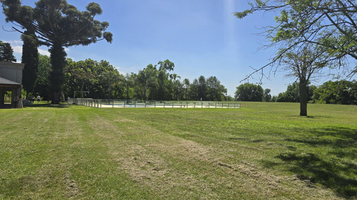 Venta De Terreno De 1163 M2 En Altos De Brandsen Los Cipreses