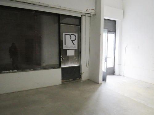 Venta Local Comercial Con Renta- Ciudad Vieja