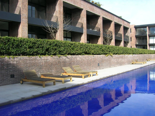 Imagen 4 de 15 de Oficina 2 Amb En Condominio San Isidro Loft, Pileta, 2 Cocheras, Seguridad