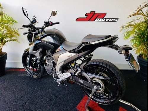 Imagem 4 de 7 de Yamaha Fazer 250 Fz25