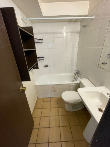 Venta Depto Dúplex Ñuñoa, A Pasos De Metro Ñuñoa.