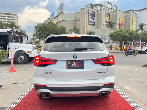 BMW X3 BMW X3 XDRIVE30i 2.0 AT 4X4