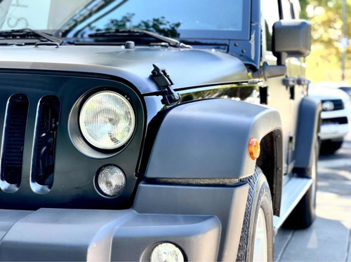 Imagen 21 de 25 de Jeep Wrangler 3.6 Unlimited 284hp Atx