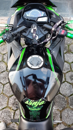 Kawasaki Ninja 300r