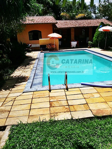 Imagem 1 de 14 de Bela Chácara Com Vista Linda!