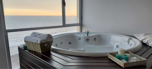 Imagen 9 de 16 de Departamento Loft Frente Al Mar 60 M2 5 Estrellas