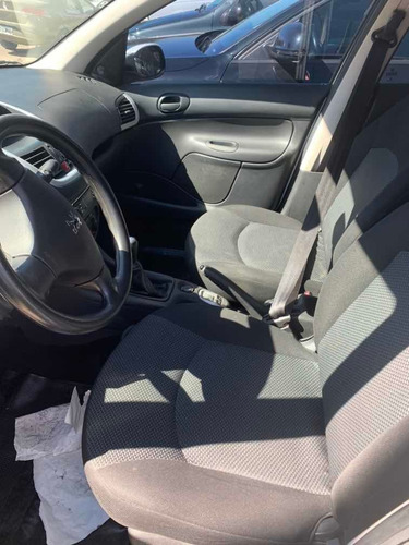 Peugeot 207 2015 Hdi Primera Mano