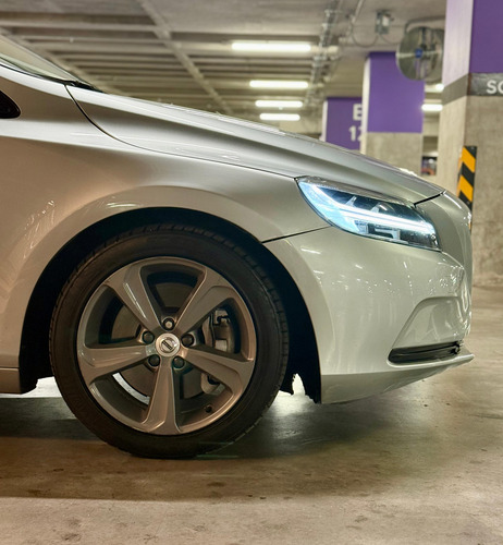 Volvo V40 1.5 Addition T3 A/T