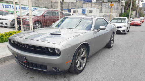 Imagen 2 de 10 de Dodge Challenger 2016 Black Line