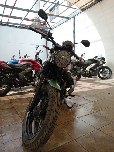 Moto Guzzi V7 Stone Centenario 2021