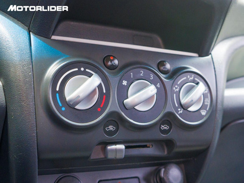 Imagen 17 de 25 de Suzuki Celerio Ga 1.0 Extra Full | Permuta / Financia