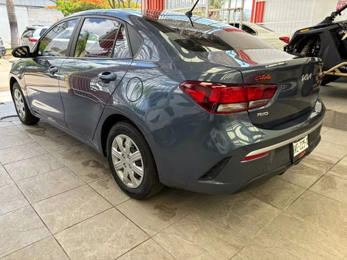 Kia Rio 1.6 L Sedan Mt