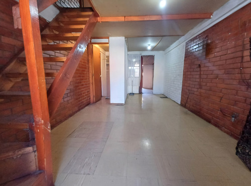 Casa En Venta, A Pasos Del Cesfam, Molina-maule