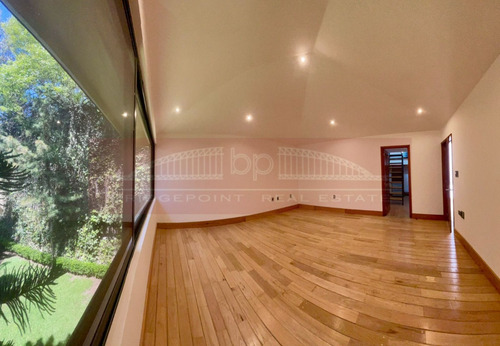 Gran Casa En Renta En Condominio En Pico De Sorata, Jardines De La Montaña, Cdmx.