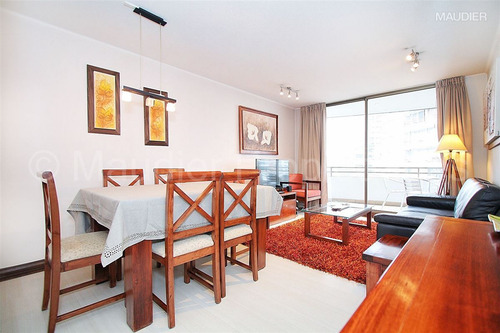 Departamento En Arriendo De 2 Dorm. En Las Condes