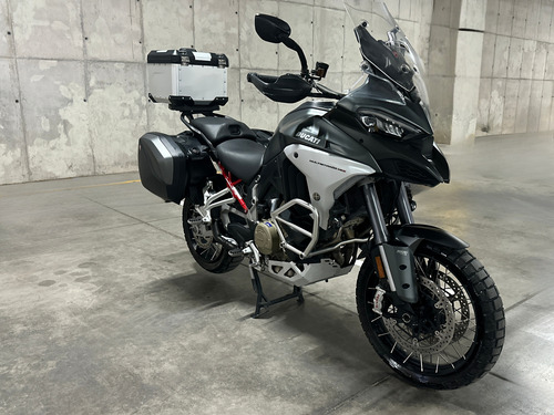 Ducati Multistrada V4 S 1200cc 14,000 Km Año:2022