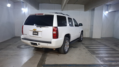 Chevrolet Tahoe 5.3 D PIEL DVD