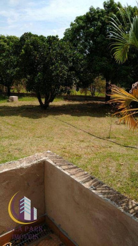 Imagem 17 de 25 de Chácara 4.200 M² 3 Dormitórios Com Suíte, Churrasqueira, Campo De Futebol, Pomar, Casa De Caseiro - Olho D'água - Mairinque/sp - Ch0032