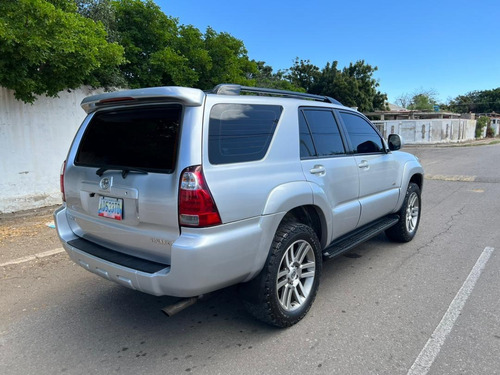 Imagen 5 de 16 de Toyota 4runner Sr5 4x2