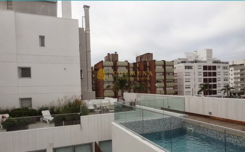 Departamento En Península - Punta Del Este- Ref: 3844