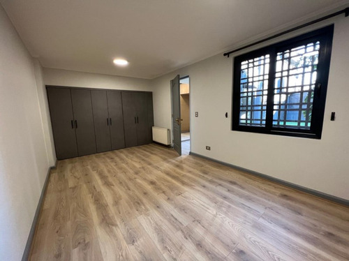 1º Piso Con Patio Y 100% Remodelado