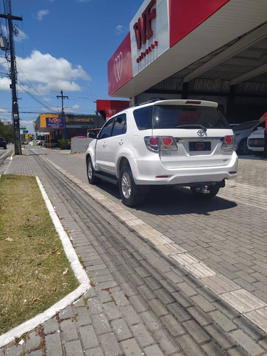 Toyota Hilux Sw4 3.0 Srv 4x4 7 Lugares 16v Turbo