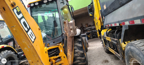 Retroexcavadora Jcb-brazo Extecible - 4x4 Y Aire Acondic...