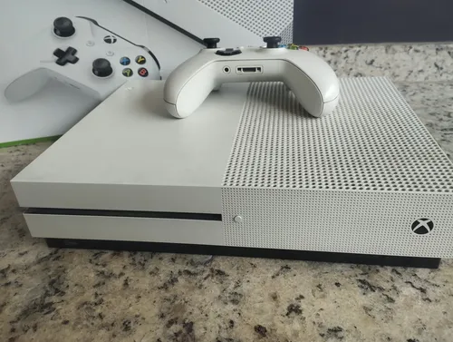 Xbox One S 1tb 4k Novíssimo Com Caixa | Parcelamento sem juros