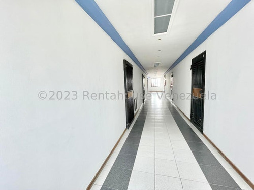 Imagen 12 de 30 de Oficina En Alquiler Zona Centro De Barquisimeto Lara (23-26329) // Invierta Seguro Con Rentahouse//
