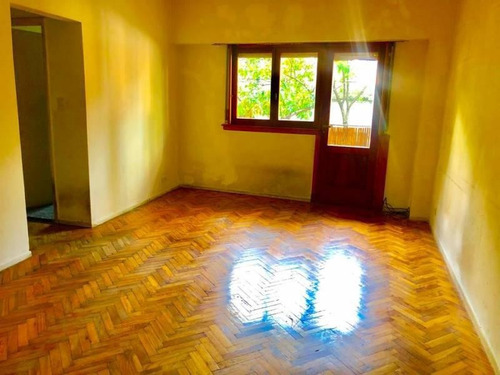 Imagen 1 de 7 de Venta 2 Ambientes Con Balcon Almagro Grande