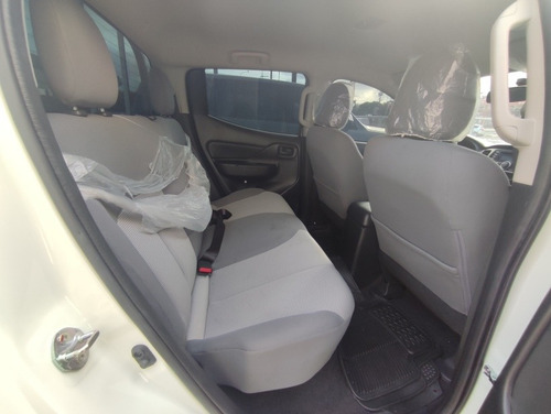 Imagen 6 de 8 de Mitsubishi L200 Diesel