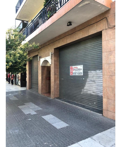 Imagen 2 de 5 de Local En Alquiler-caseros Centro
