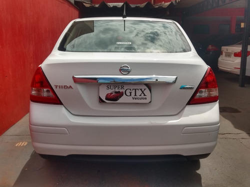 Nissan Tida 1.8 Flex - 10/11