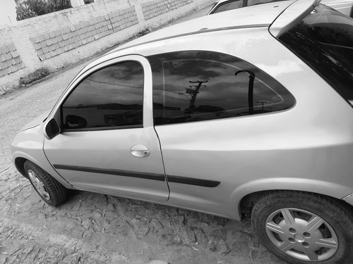Imagem 5 de 5 de Chevrolet Celta 2001 1.0 3p