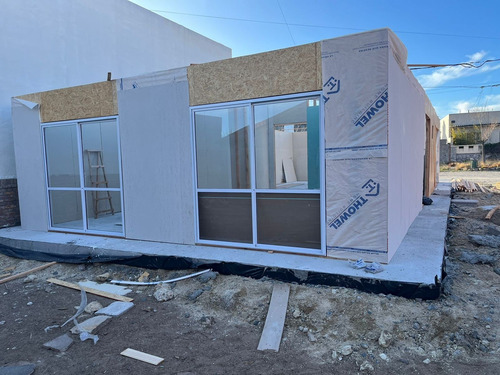 Imagen 3 de 11 de Vivienda Pre Fabricadas Estilo Minimalista Y Tradicional
