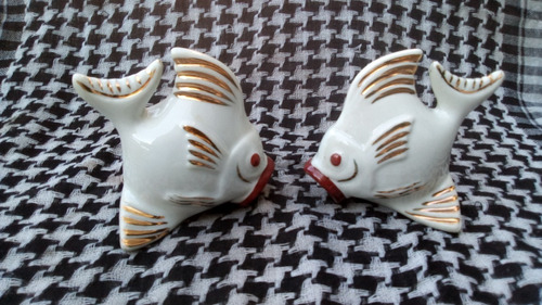 2 Antiguos Pescados Porcelana 9 X 6,6 X 8 Alto - $$$ X Ambos