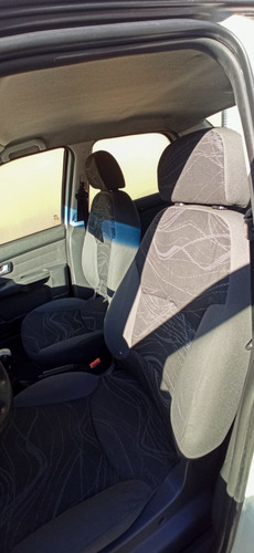 Imagem 4 de 12 de Fiat Siena El 1.0 2013 Branca