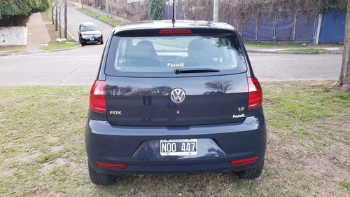 Imagen 4 de 14 de Volkswagen Fox Comfortline 2014 85.000km Excelente Estado
