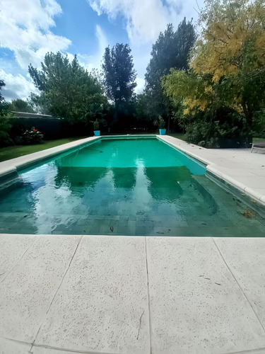 Venta Casa 3 Ambientes Lujan Gran Lote Con Pileta