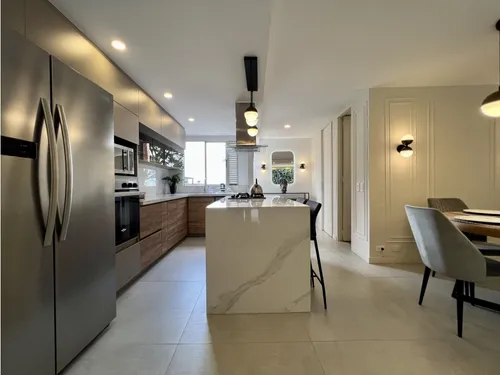 150m2 Casa En El Poblado