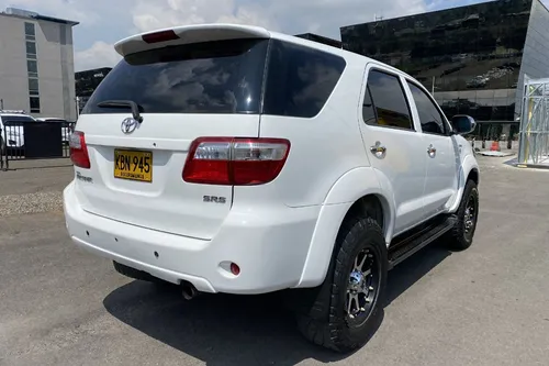 Toyota Fortuner 2.7l 4x2