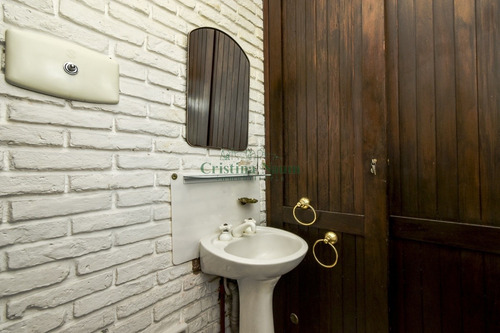 Casa De Seis Dormitorios En Venta - Playa Mansa - Ref: 37614