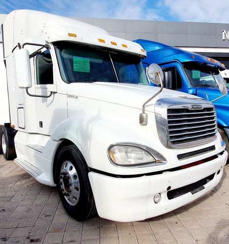 Imagen 6 de 15 de Tractocamion Seminuevo Columbia 2012 Camion Usado