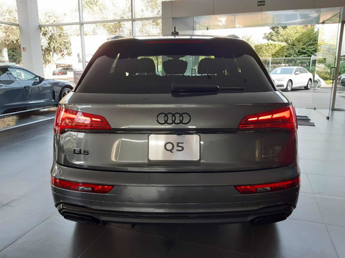 Imagen 6 de 15 de Audi Q5 45 Tfsi Quattro (245) Hp S Tronic S Line