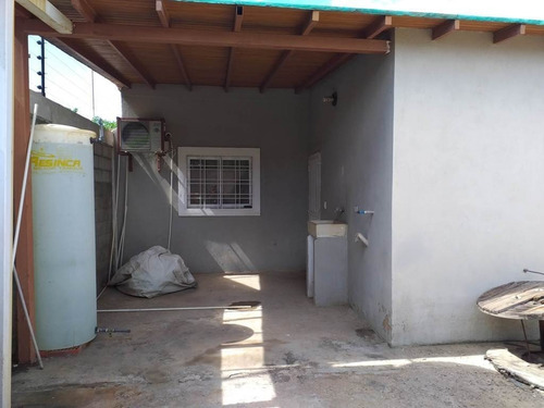 Imagen 10 de 12 de Bella Casa Lista Para Habitar En Venta En Coro 22-10796 04146954944