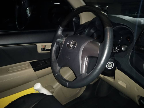 Imagen 12 de 16 de Toyota Fortuner